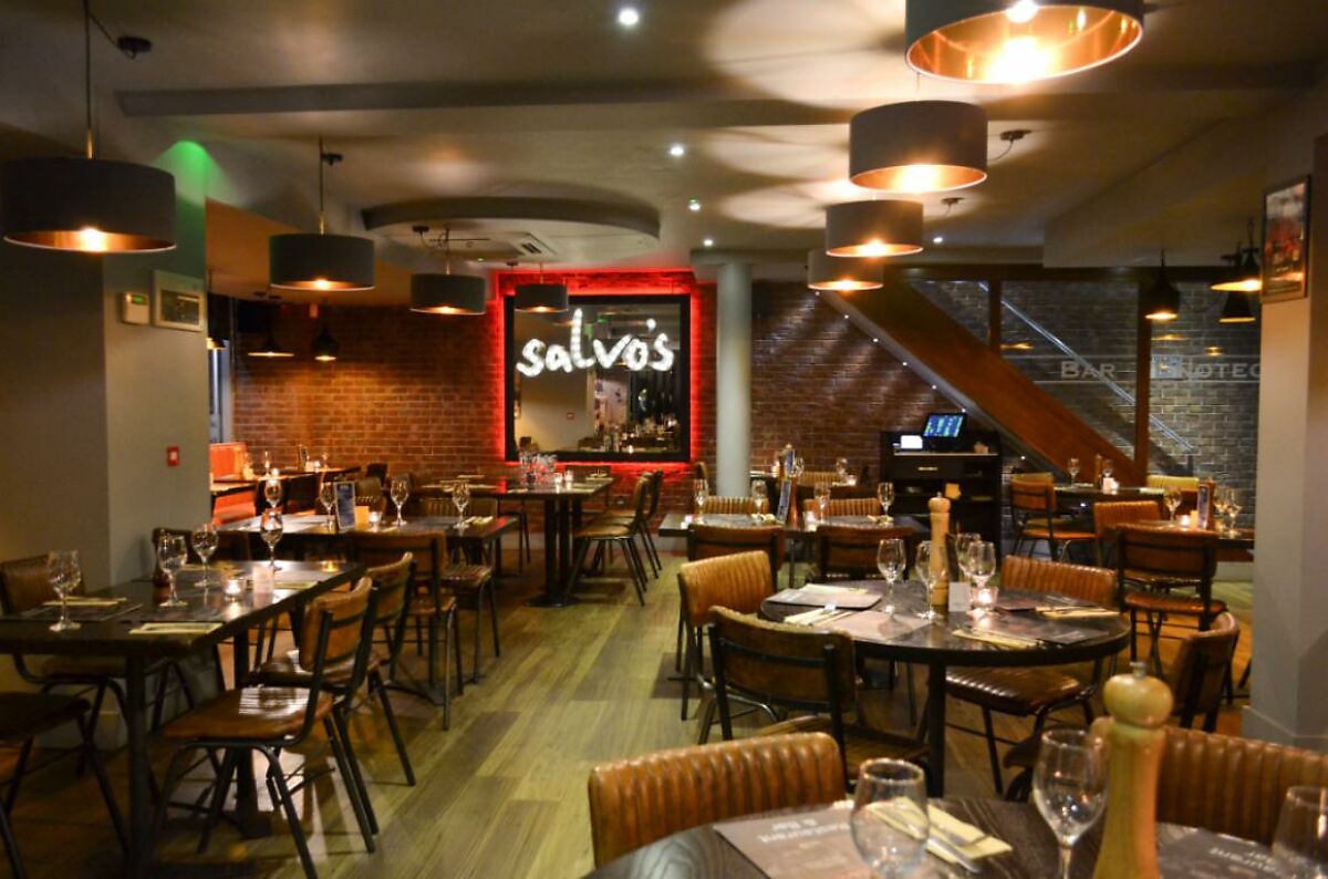 Headingley Heritage Salvo’s Leeds restaurant interior showcasing Headingley heritage and Italian dishes.
